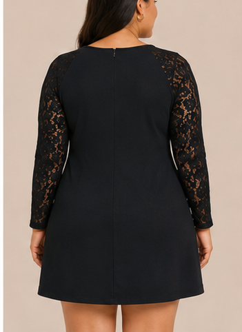 Vestido Negro con Mangas de Encaje