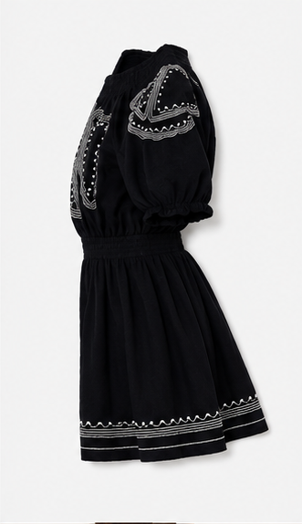 Vestido Corto Bordado – Color Negro